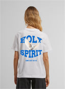 Frau von hinten im weißen Holy Spirit Shirt mit Taube